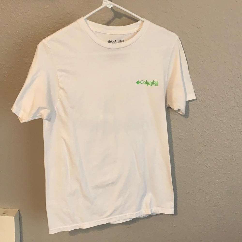 Columbia pfg shirt